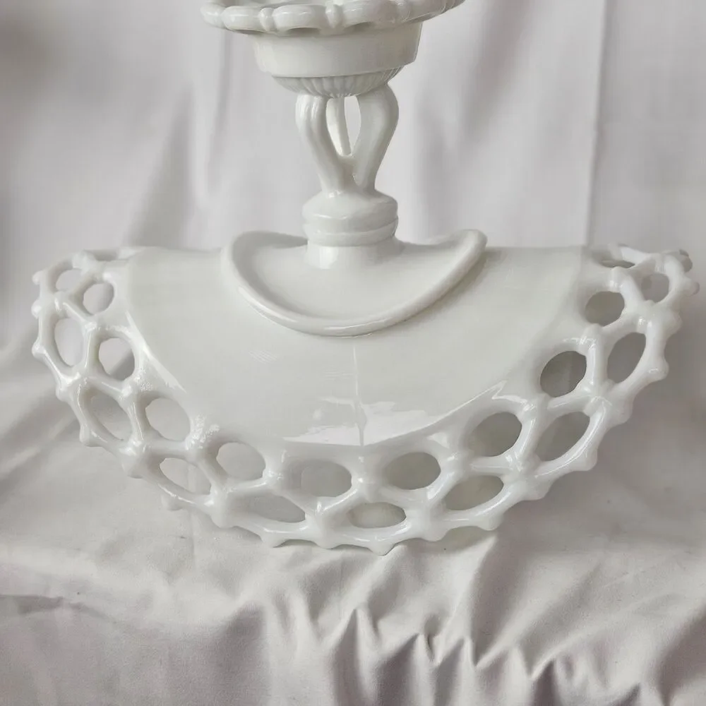 Vintage Westmoreland Milk Glass Doric Lace Banana Stand 11 5/8